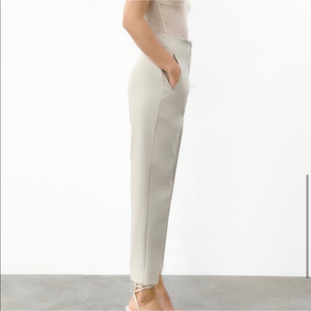 Zara Cream High-Waisted Trousers - Picture 4 of 8